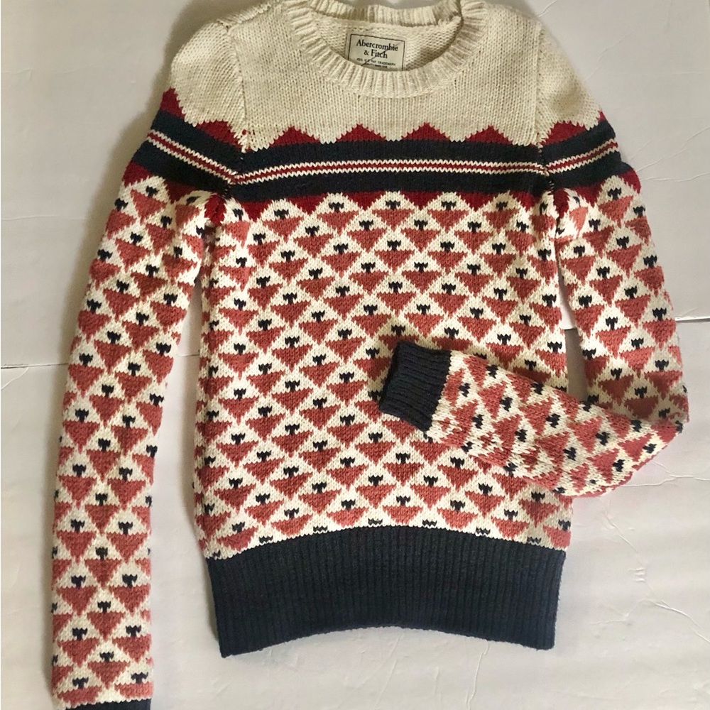 Abercrombie & Fitch Cream Red Navy Christmas Trees Preppy Sweater Size XS